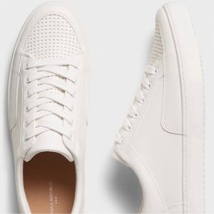 Banana Republic Perforated Sneaker in White, US 9